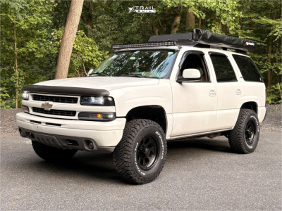 2005 Chevrolet Tahoe - 17x9 0mm - Ion Bilt Style 171 - Leveling Kit - 295/70R17