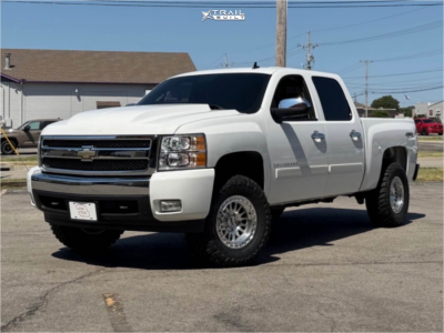 2007 Chevrolet Silverado 1500 - 17x8.5 -10mm - KMC Km552 - Suspension Lift 2.5" - 33" x 12.5"