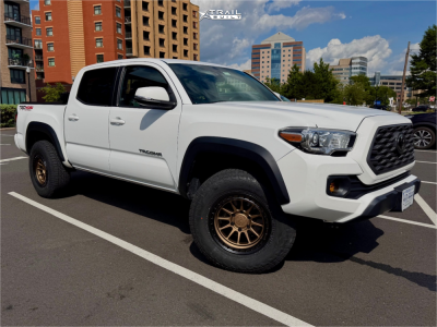 Falken Wildpeak AT4W 265/70R17 (31.7x10.4R17)