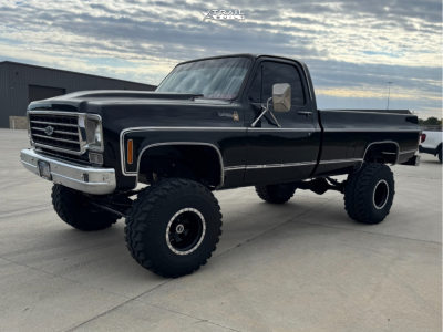 1979 Chevrolet K10 - 15x10 -38mm - American Racing Outlaw I - Suspension Lift 6" - 35" x 12.5"