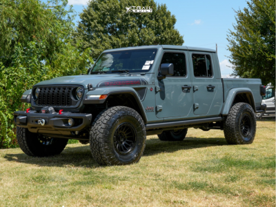 2026 Jeep Gladiator - 17x9 -12mm - KMC Km542 - Leveling Kit - 37" x 12.5"