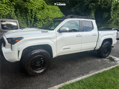 2025 Toyota Tacoma - 17x8.5 25mm - Method Mr305 - Leveling Kit - 285/75R17