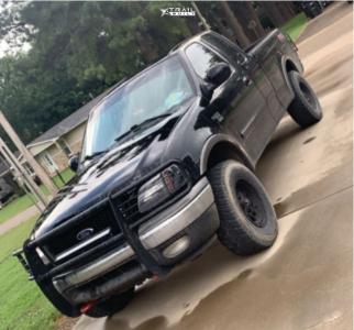 2002 Ford F-150 - 17x9 -12mm - XD Rockstar 3 - Leveling Kit - 33" x 12.5"