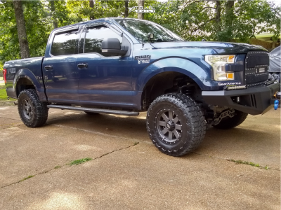 2015 Ford F-150 - 18x10.5 8mm - Moto Metal Mo962 - Suspension Lift 6" - 35" x 12.5"
