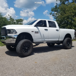 2015 Ram 2500 - 20x9 0mm - Moto Metal Mo962 - Suspension Lift 8.5" - 37" x 13.5"