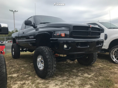 2000 Dodge Ram 2500 - 16x10 -45mm - Weld Racing Mountain Crusher - Suspension Lift 5" - 37" x 12.5"