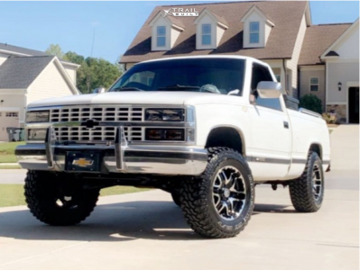 1989 Chevrolet C1500 - 17x9 10mm - Gear Off-Road Double Pump - Suspension Lift 4.5" - 295/70R17