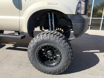 2004 Ford Excursion Wheel Offset Hella Stance >5