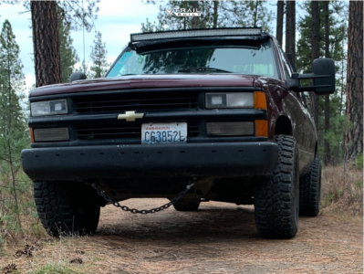 1998 Chevrolet K1500 - 15x10 -38mm - American Racing Ar-767 - Suspension Lift 3" - 33" x 12.5"