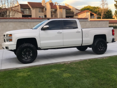 2014 Chevrolet Silverado 1500 - 17x9 -6mm - Pro Comp Series 83 - Suspension Lift 4" - 35" x 12.5"
