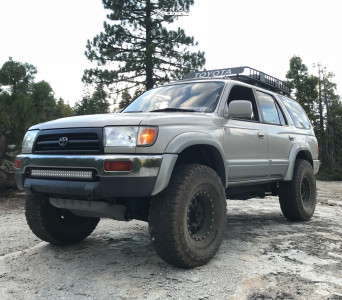 1996 Toyota 4Runner - 15x8 -24mm - Method Standard - Suspension Lift 5" - 35" x 12.5"