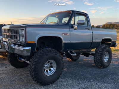 1984 GMC K1500 - 16x8 -12mm - Mickey Thompson Classic Iii - Suspension Lift 8" - 42" x 13.5"