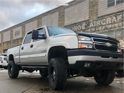 2007 Chevrolet Silverado 2500 HD Classic - 18x9 -12mm - XD Xd795 - Suspension Lift 4.5" - 35" x 12.5"