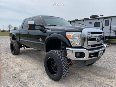 2014 Ford F-350 Super Duty - 20x12 -44mm - Moto Metal Mo970 - Suspension Lift 8" - 37" x 13.5"