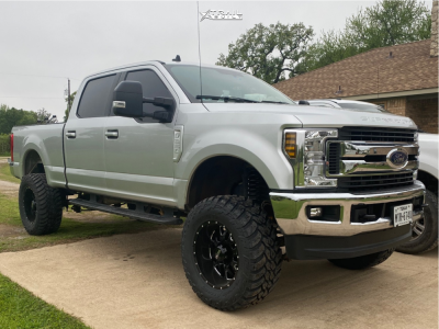 2019 Ford F-250 Super Duty - 20x10 -24mm - Ultra Hunter - Suspension Lift 6" - 37" x 13.5"