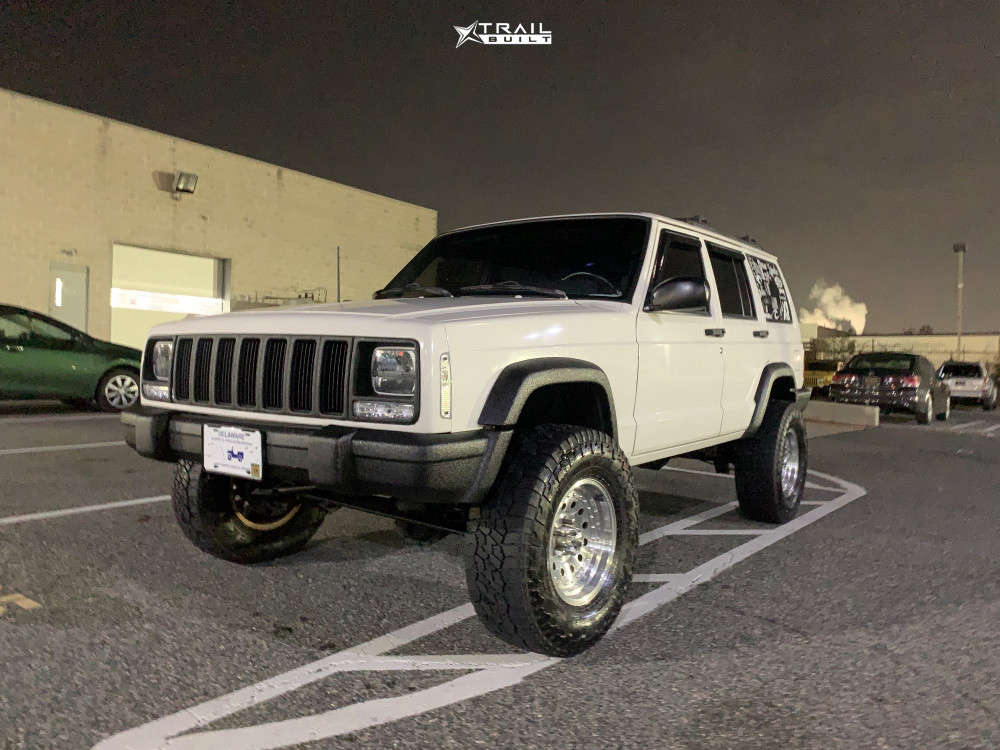 1999 Jeep Cherokee Wheel Offset Aggressive > 1