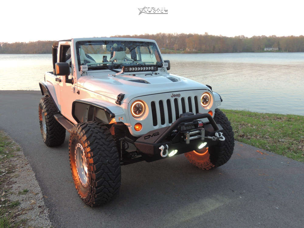2013 Jeep Wrangler JK Wheel Offset Aggressive > 1