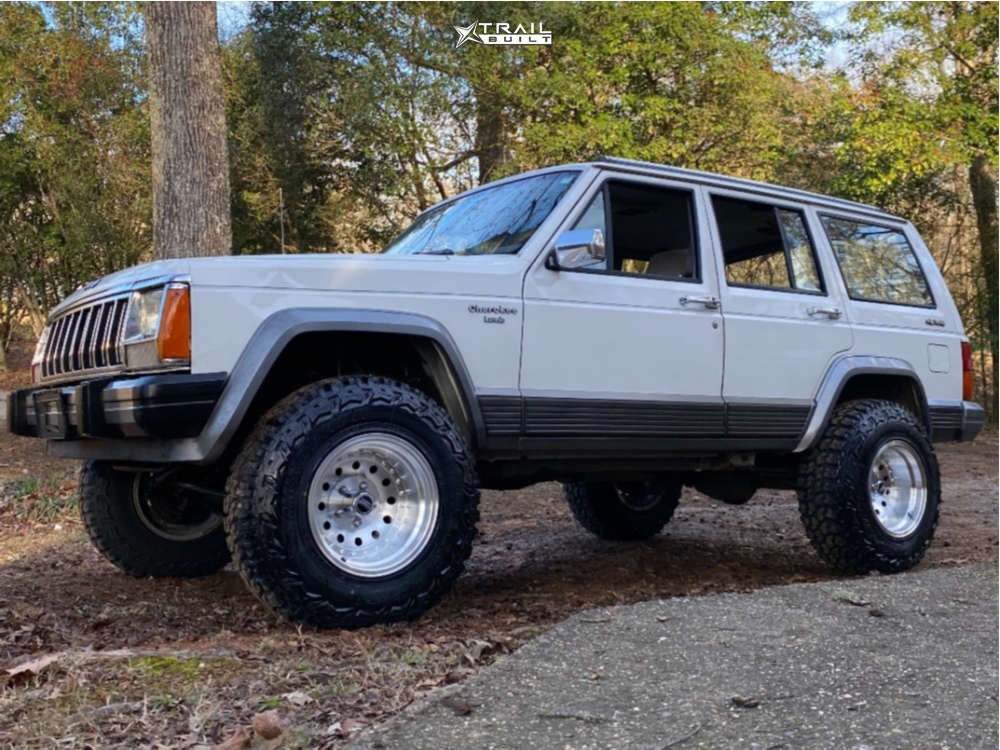 1991 Jeep Cherokee Wheel Offset Aggressive > 1