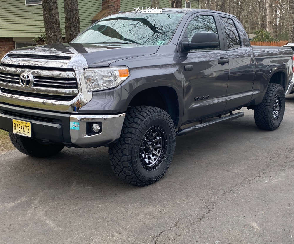 2017 Toyota Tundra Wheel Offset Aggressive > 1