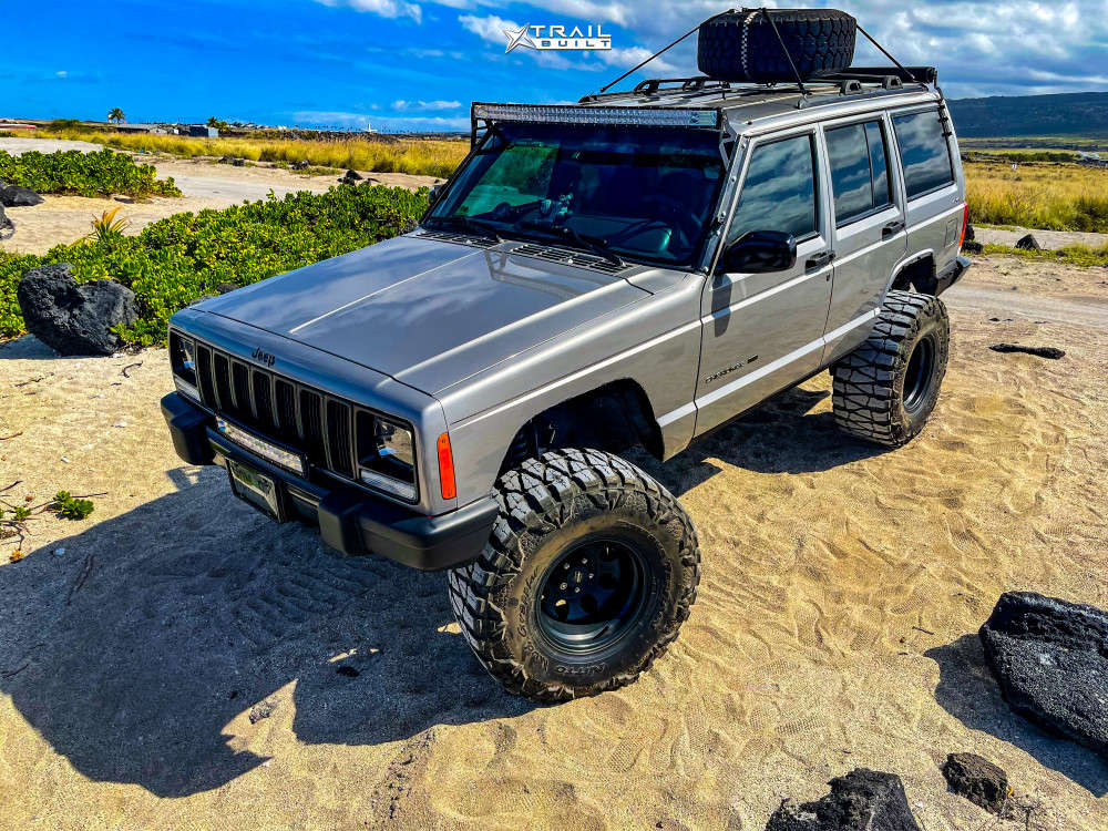 Exciting Black Jeep Cherokee 2001 Pictures
