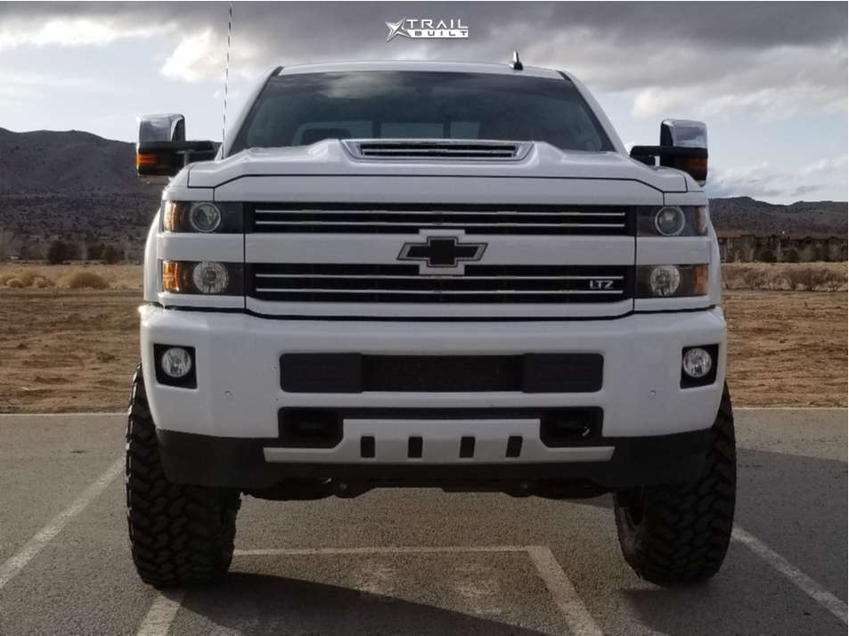 2019 Chevrolet Silverado 2500 HD Wheel Offset Aggressive > 1" Outside