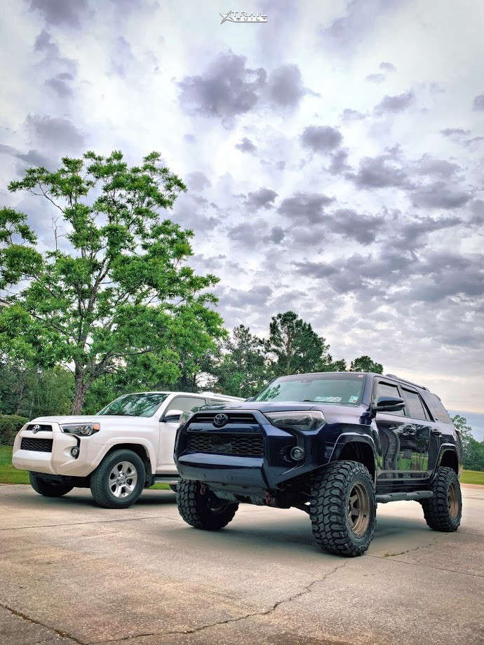 2020 Toyota 4Runner Wheel Offset Aggressive > 1