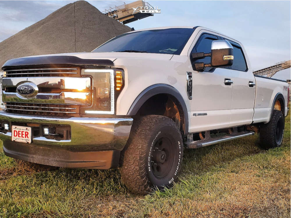 2019 Ford F 350 Super Duty Wheel Offset Aggressive 1 Outside Fender Leveling Kit 1698959 Trailbuilt Off Road