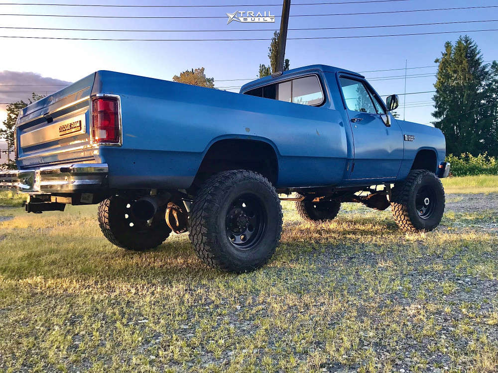 1990 Dodge Ram Exploring 12 Videos & 61 Images