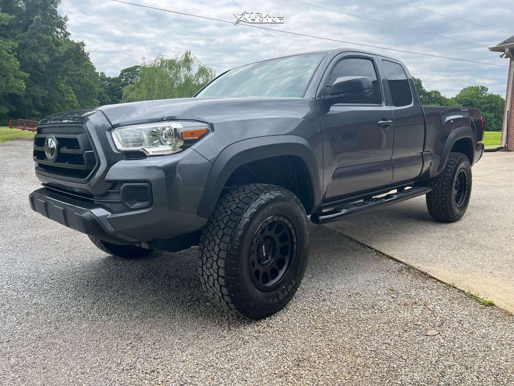 2021 Toyota Wheel Offset Aggressive > 1" Outside Fender