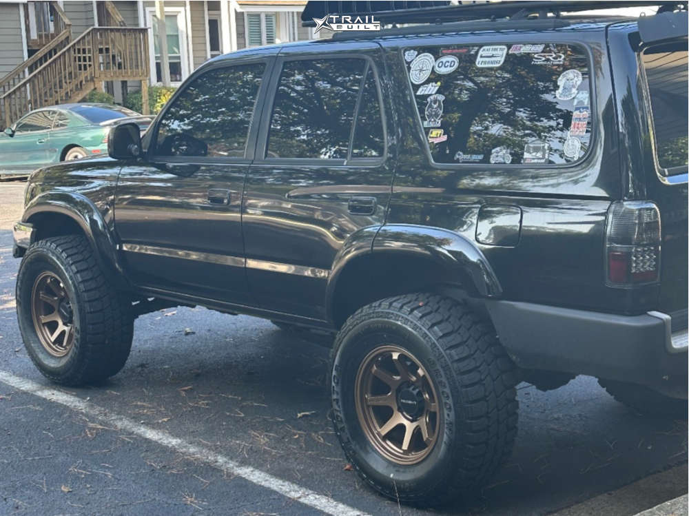 2002 Toyota 4Runner Wheel Offset Aggressive > 1