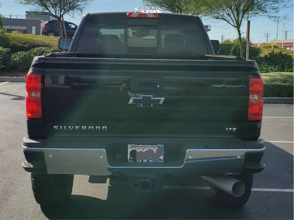 2018 Chevrolet Silverado 2500 HD Wheel Offset Aggressive > 1
