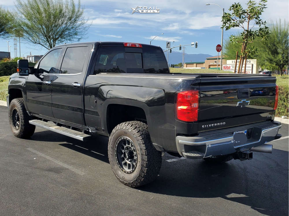 2018 Chevrolet Silverado 2500 HD Wheel Offset Aggressive > 1