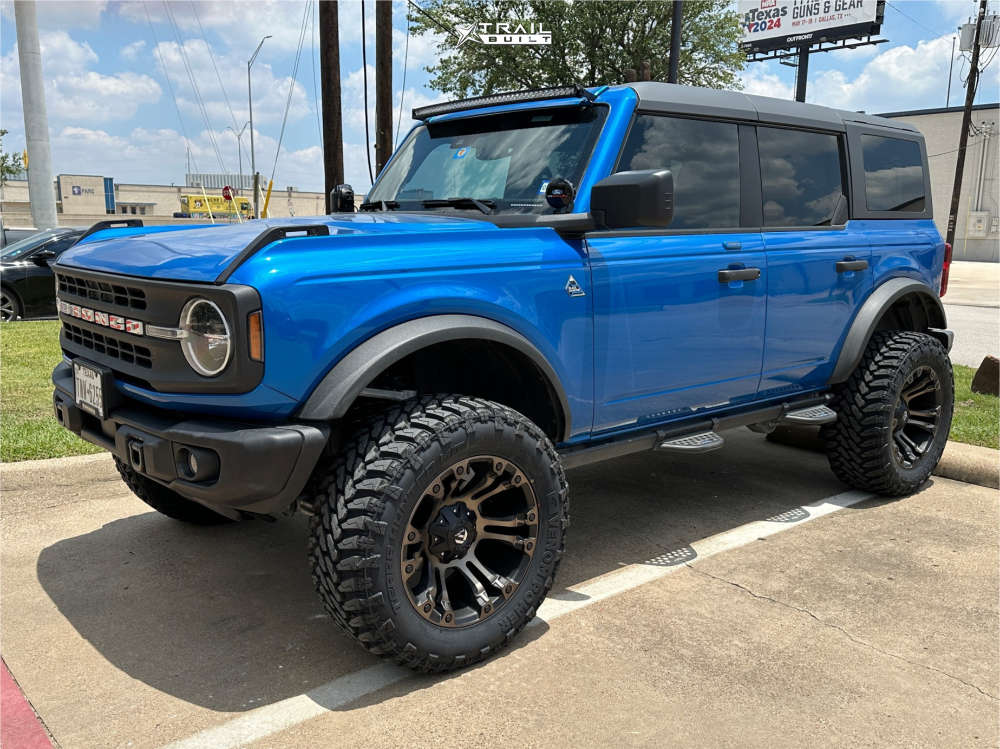Ford Bronco 4 Inch Lift 35s