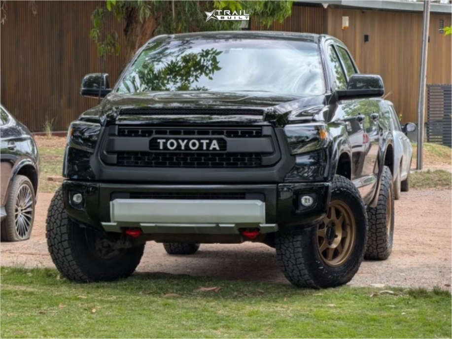 2014 Toyota Tundra Wheel Offset Slightly Aggressive Suspension