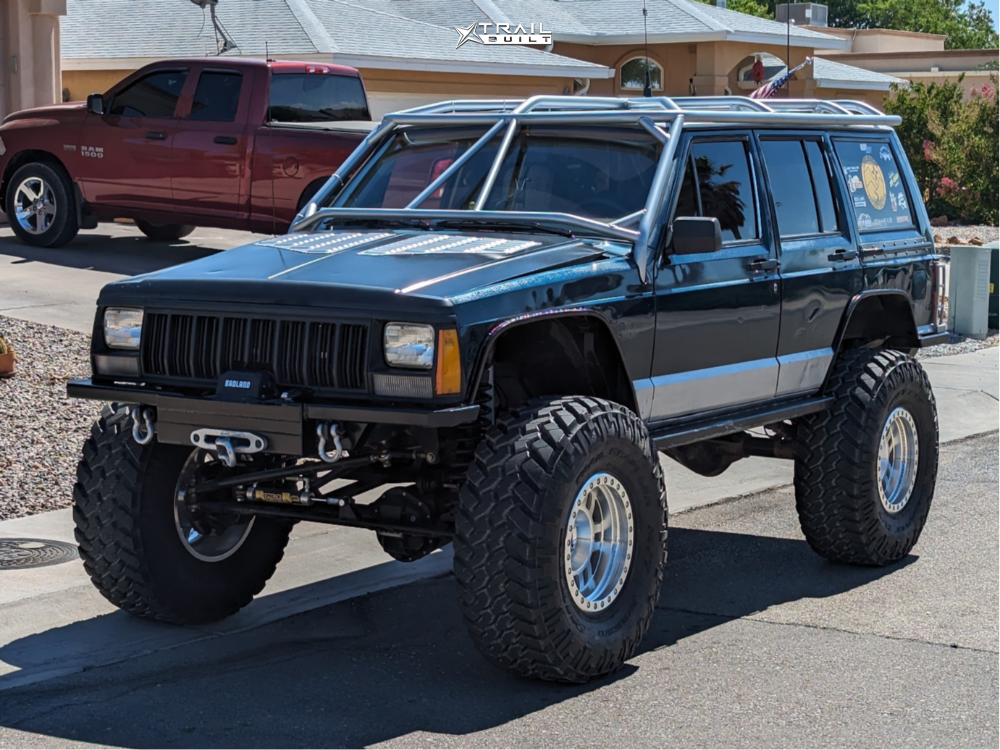 1996 Jeep Cherokee Wheel Offset Super Aggressive 3