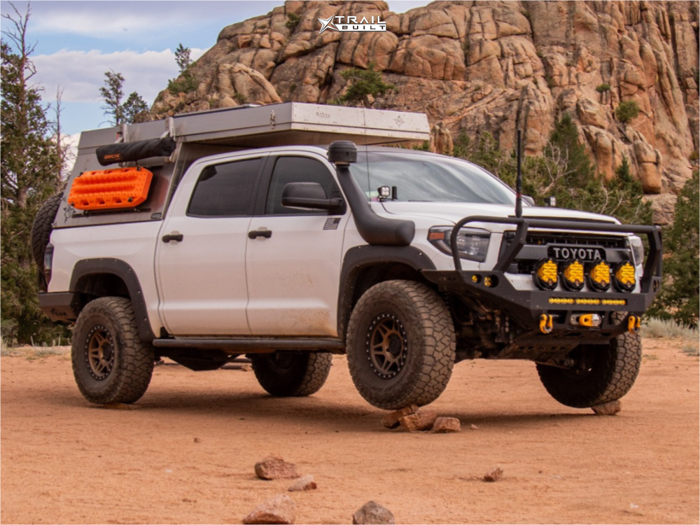 3211505-1-2017-tundra-toyota-